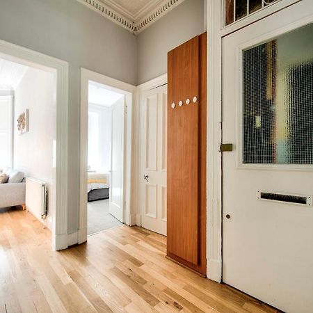 Pass The Keys Stylish 2 Bed In Heart Of West End Glasgow Exterior photo