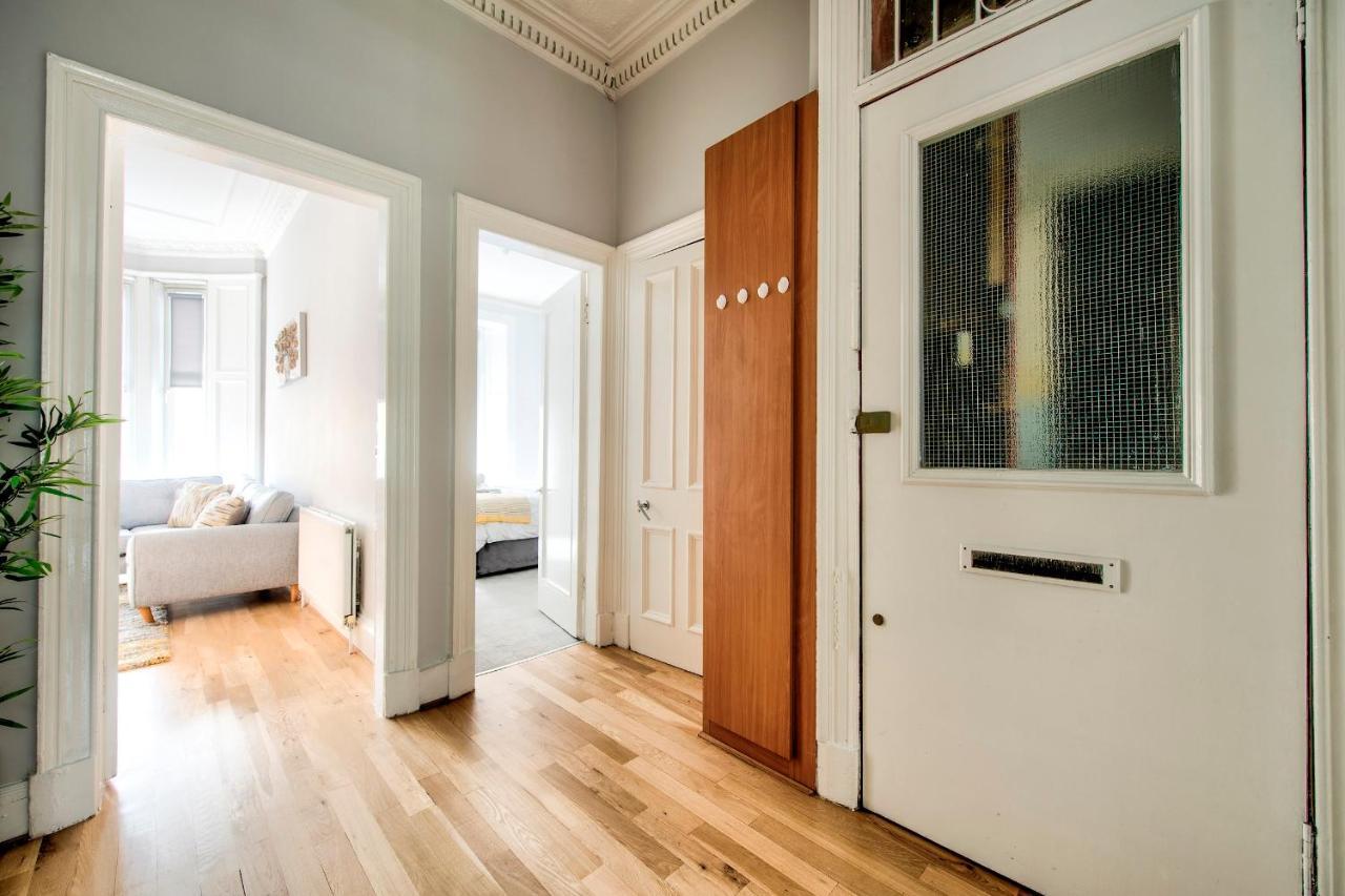 Pass The Keys Stylish 2 Bed In Heart Of West End Glasgow Exterior photo