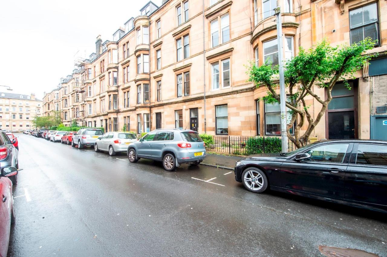 Pass The Keys Stylish 2 Bed In Heart Of West End Glasgow Exterior photo