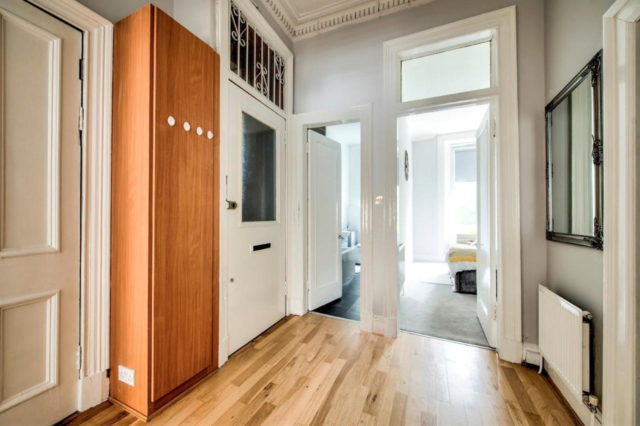 Pass The Keys Stylish 2 Bed In Heart Of West End Glasgow Exterior photo